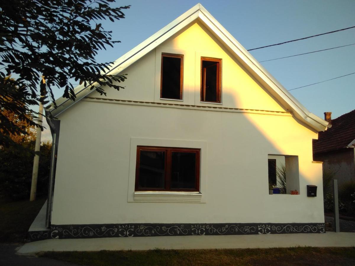 Apartament House Of Lovra Kneževi Vinogradi Zewnętrze zdjęcie